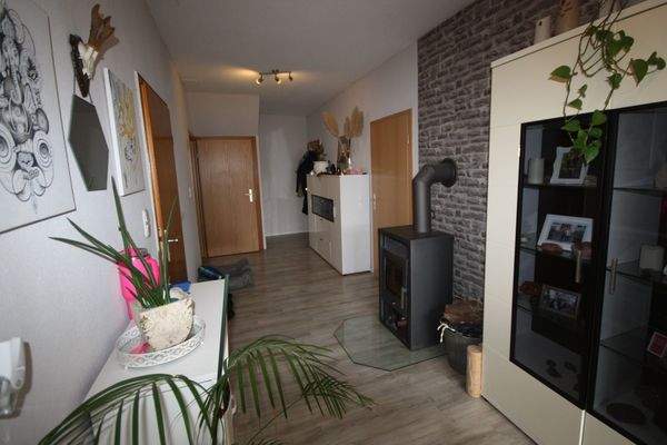 Wohndiele mit Kaminofen (Erdgeschosswohnung)