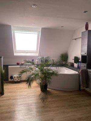 Tageslichtbad (1. OG)