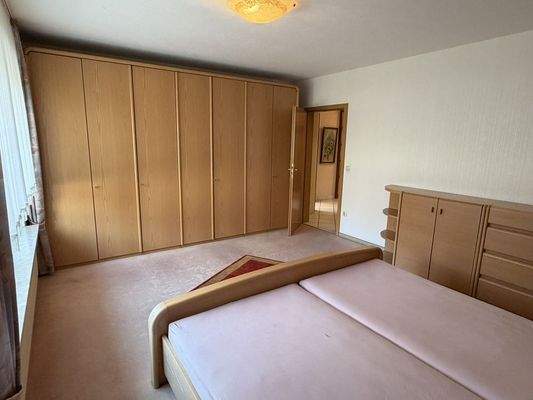 Schlafzimmer (1)