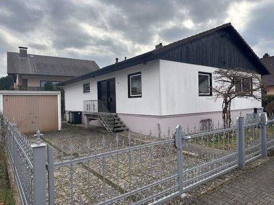 Straßenansicht 1.jpg