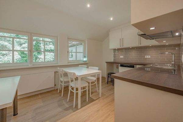 Küche im Obergeschoss.jpg