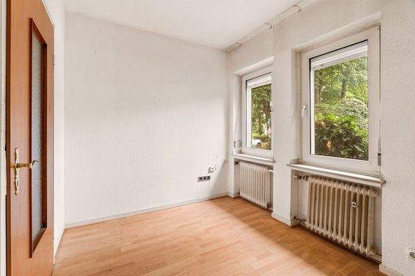 Büro/Kinderzimmer im Erdgeschoss