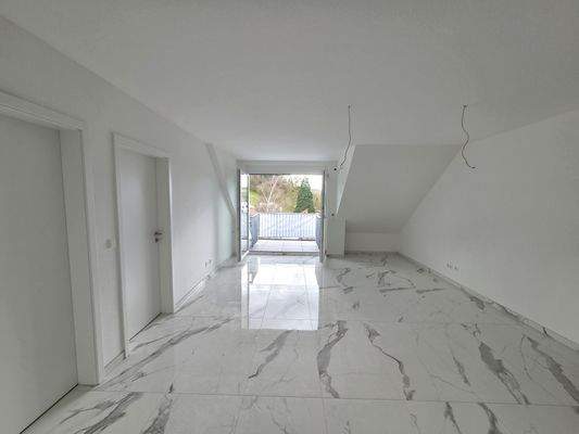 Großer Wohn- und Essbereich