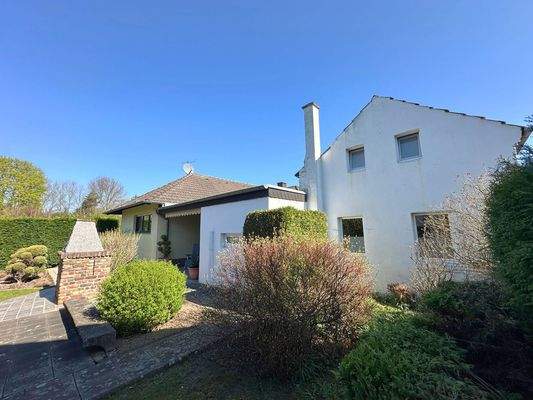 Gartenansicht beide Häuser