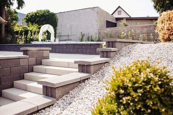 Eventbereich-Terrasse mit Garten