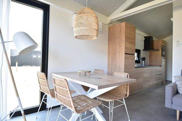 Ferienhaus-zu-verkaufen-Lakeside-Resort-Brielle 00