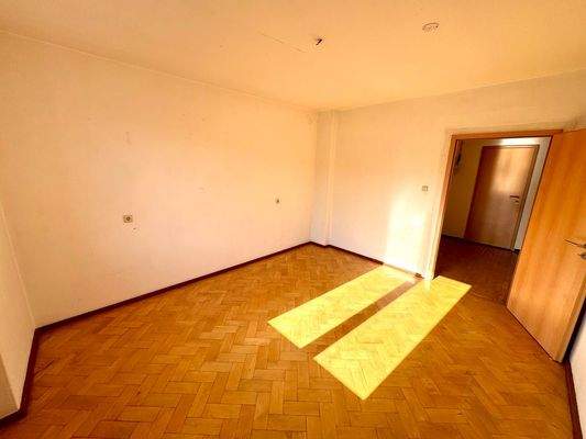 leerstehende WE Schlafzimmer