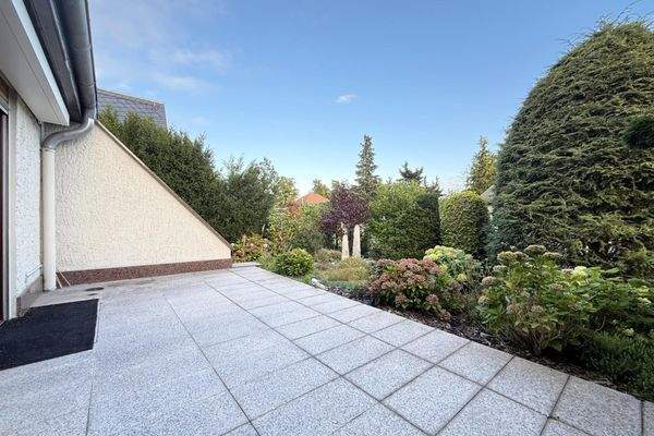 Sonnenterrasse mit Privatsphäre