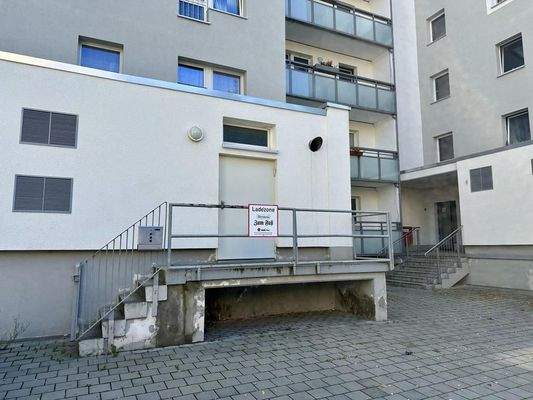 Laderampe / Anlieferungszone