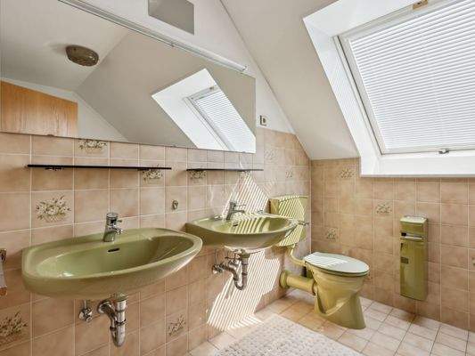 Badezimmer Dachgeschoss