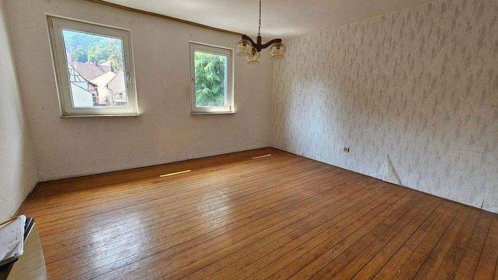 Ansichten Räume 2. OG (5).jpg