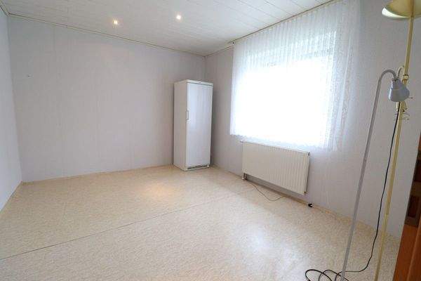 Zimmer 1 (z.B. Büro) EG