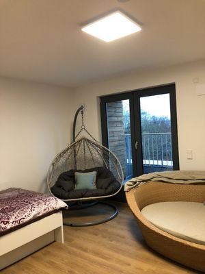 Dein WG-Zimmer mit Bett+Schreibtisch+Schrank