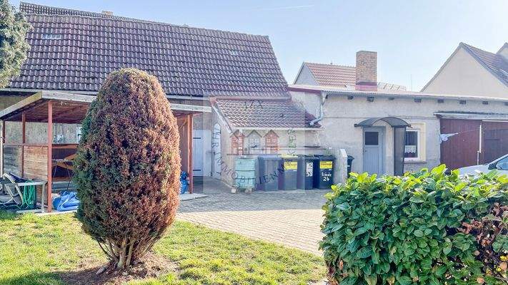 Garten/Hintergebäude