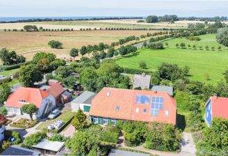 Luftbild mit Südansicht