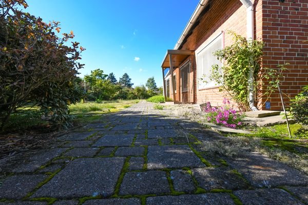 Zuwegung zur Haustür