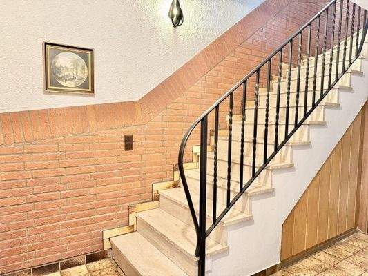 Treppe ins Souterrain