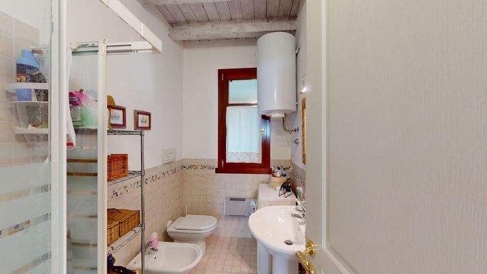 PR-024-97-Appartamento-con-doppi-giardini-al-Garda