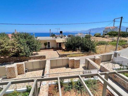 Kreta, Ammoudara: Reihenhaus mit Meerblick bei Agios Nikolaos zu verkaufen