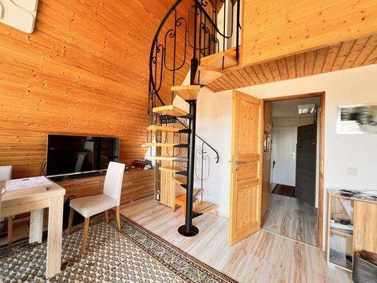 Wendeltreppe zum Studiozimmer