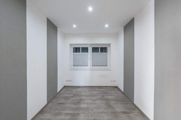 Das angrenzende Zimmer zur Garage