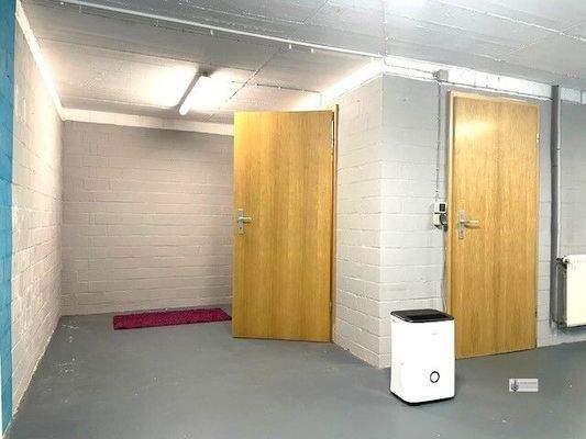 Großer Kellerraum ggf. auch teilbar