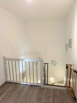 Treppenhaus oben Bild 1