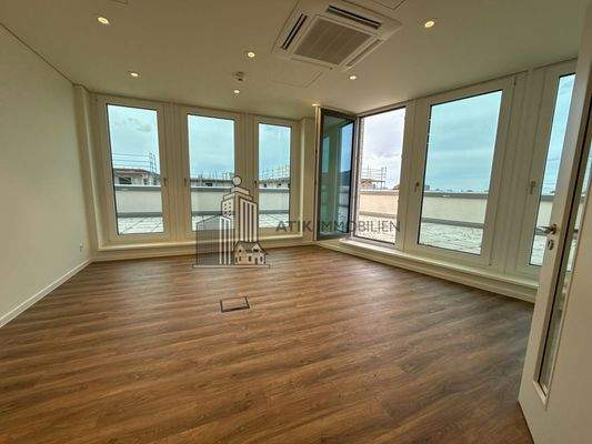 Büro- und Praxisfläche