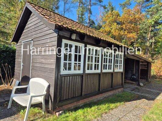 Großes Gartenhaus (Werkstatt)  und Carport