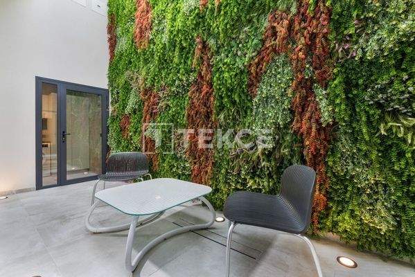 Exquisite Villas with Stunning Natural Views in Rojales Alicante