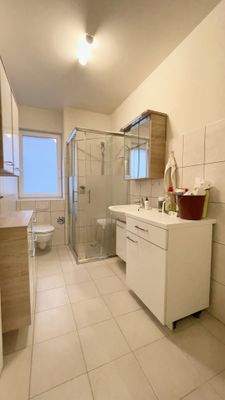 Hagen Held Immobilien - Das Duschbad.jpeg