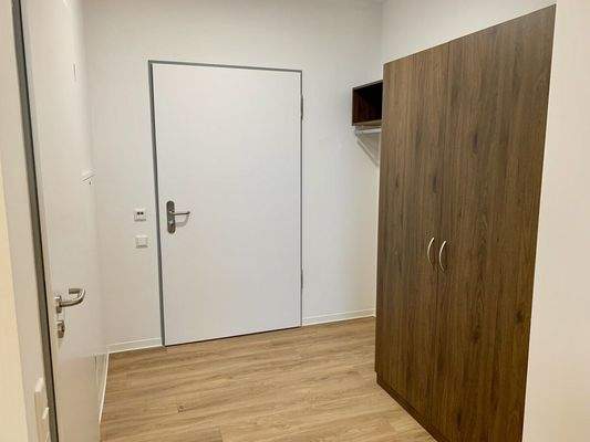 9. Whg 1.07, 1-Zimmer-Whg, Eingangsbereich, Garderobe