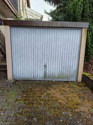 Garage aus Blech freistehend