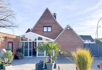 Rückansicht-Wintergarten