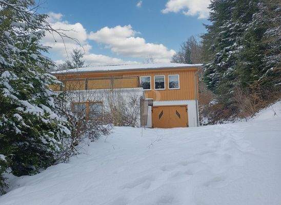 Winterimpression mit Ansicht Süden 