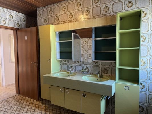 Badezimmer DG