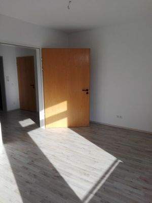 Zimmer 2 mit Blick zum Flur