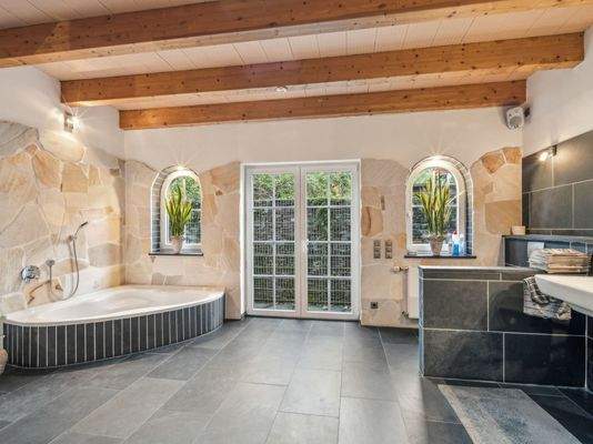 Badezimmer I Ansicht II