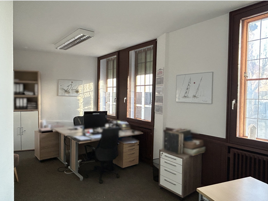 Büro 2.1.png