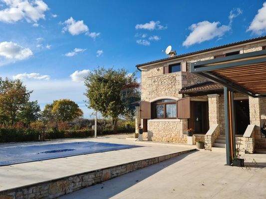 1636273717_20211105_144404