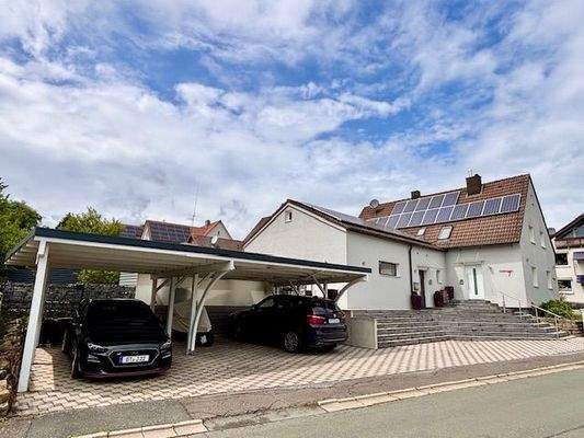 Haus mit 7 Stellplätzen