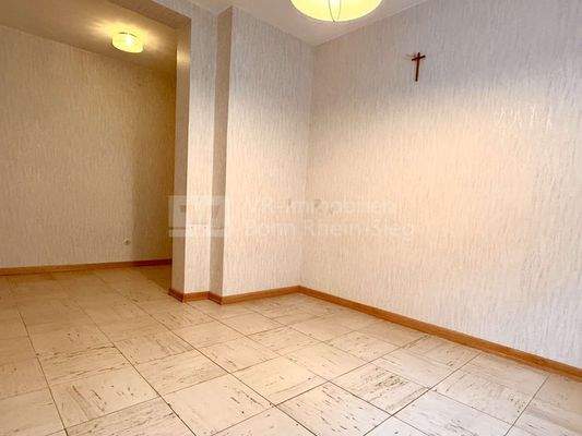 Küche/Zimmer 1.OG.jpg