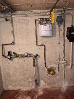 Gas und Wasseranschluß