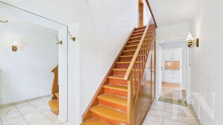 Eingangsbereich / Treppe