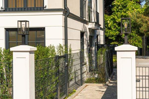 TS25 - Exterior 005.jpg