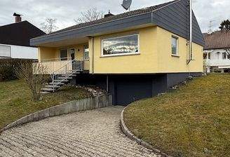 Freistehendes Wohnhaus