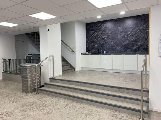 Aufgang zur Küchenzeile.JPG