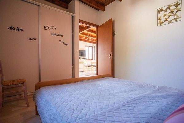 Kreta, Kolymvari: Villa mit Meer- und Bergblick und unabhängigem Apartment zu verkaufen