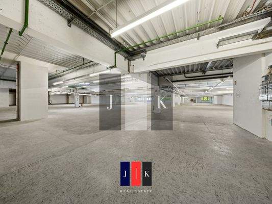 Halle Innenansicht 1 - OG