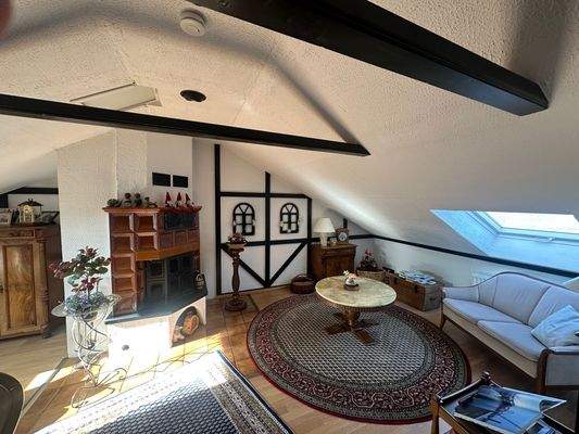 Kamin- oder Altelierzimmer